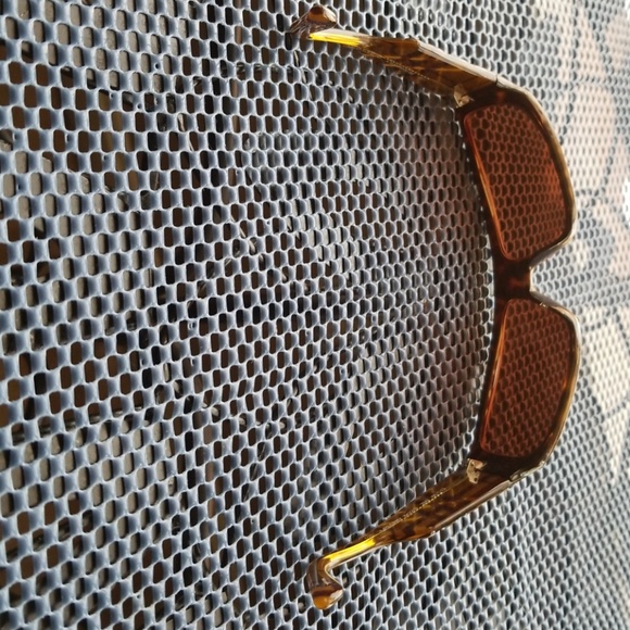 Vintage Burberry sunglasses - Picture 2 of 8